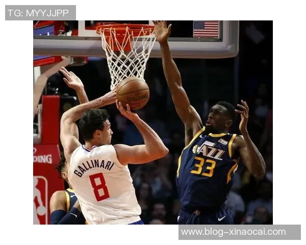 2011年快船对爵士精彩比赛录像回放重温经典瞬间与精彩时刻