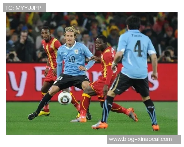 意大利与乌拉圭精彩对决全场录像回放及精彩瞬间分析